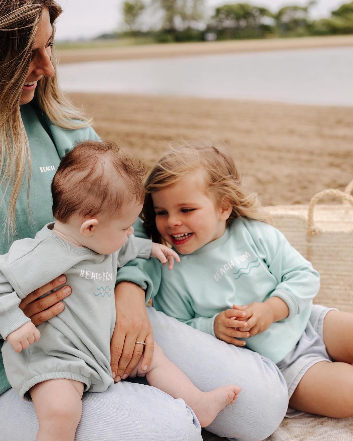 Crewneck et romper pour enfant BEACH BUM - nouvelle couleur