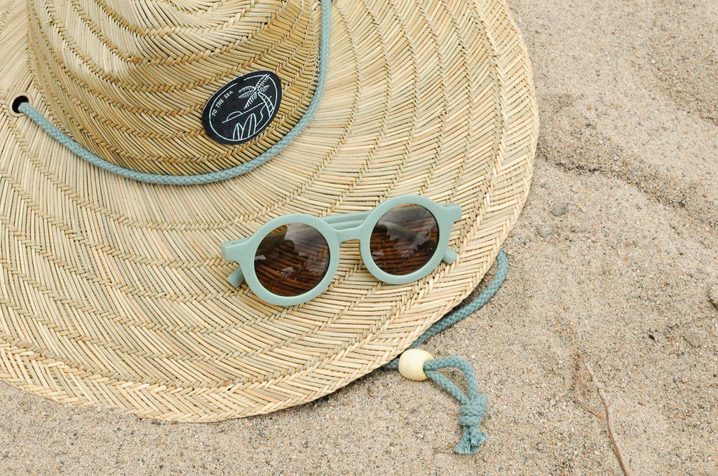 Chapeau de paille : 15 clichés inspirants d’icônes avec cet accessoire