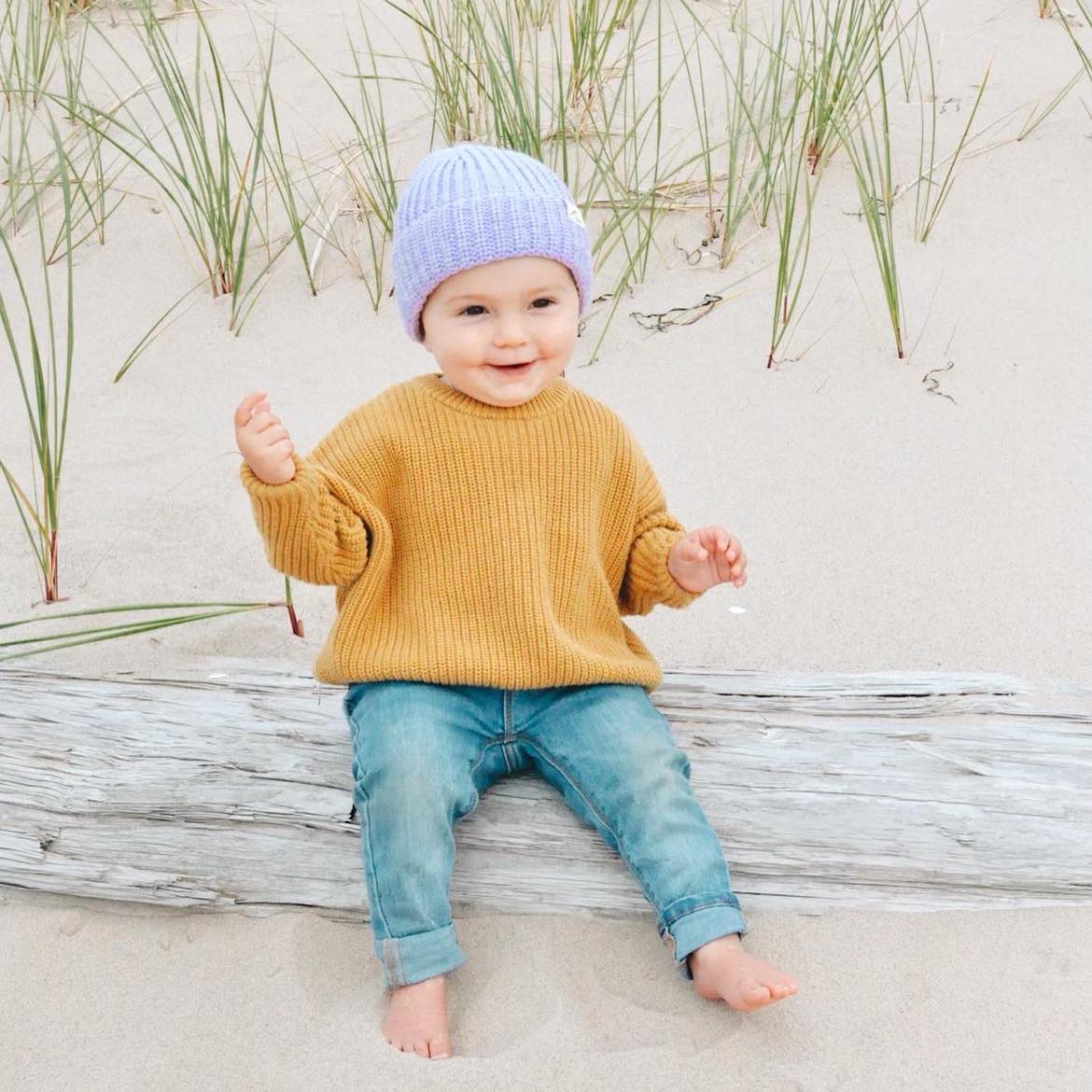 Chandail en tricot MUSTARD