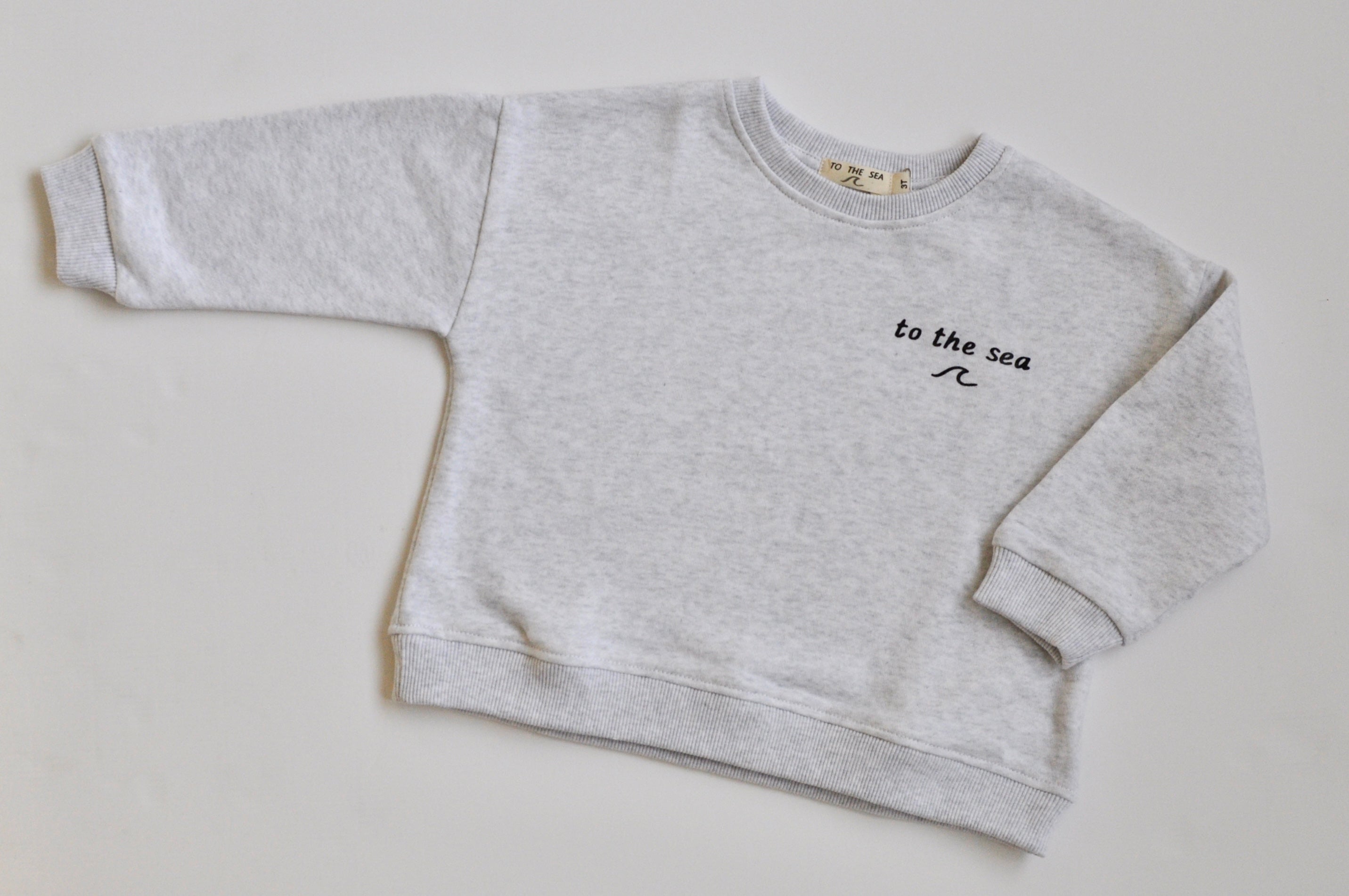 Crewneck pour enfant TO THE SEA - misty grey